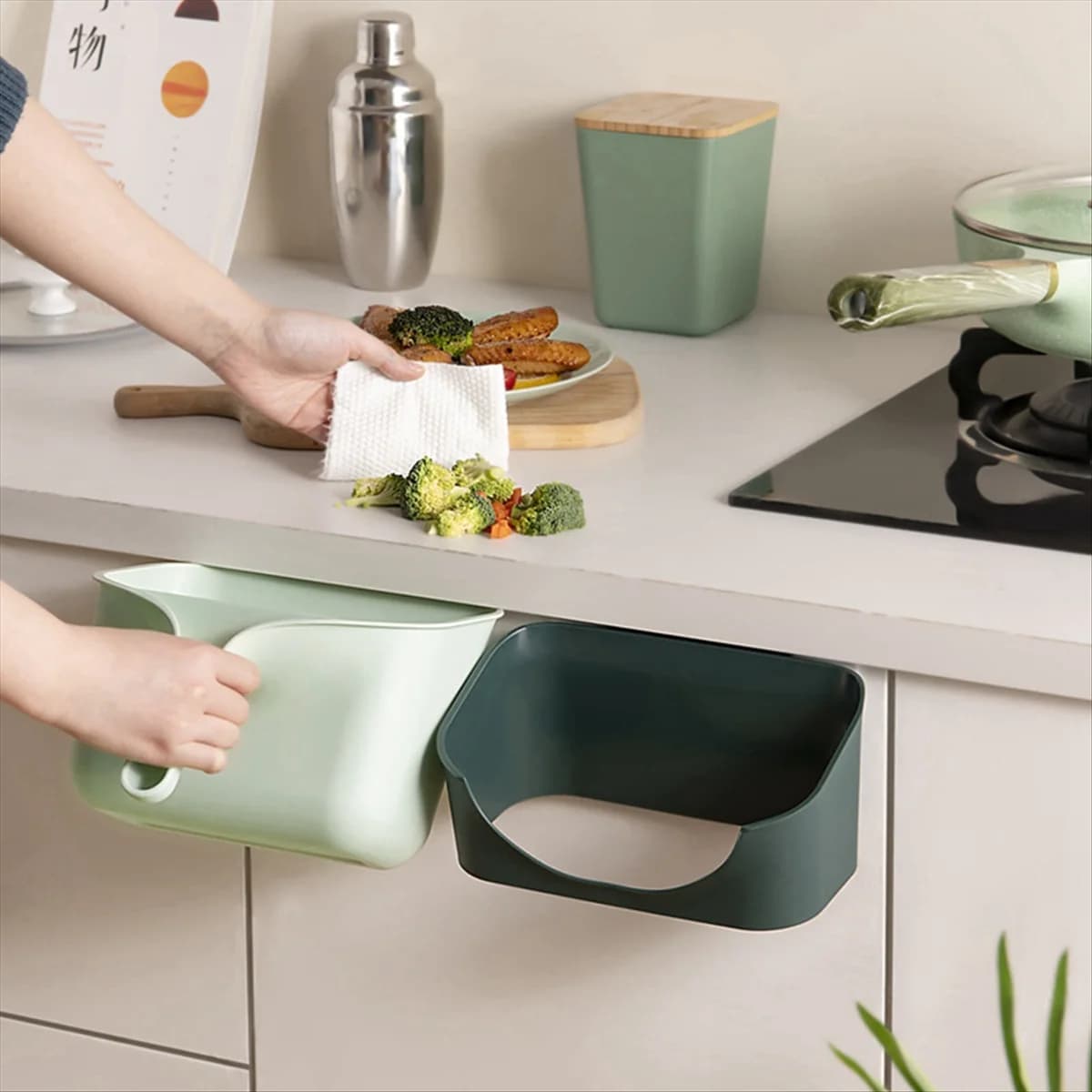 AT16 Wall-Mounted Trash Can for Kitchen, Handheld, Lidless, Simple Luxury Style, Light and ,