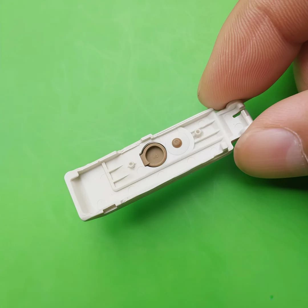 New Battery Cover Door Lid Replacement Spare Part For Canon IXUS95 is IXY110 SD1200 Digital Camera