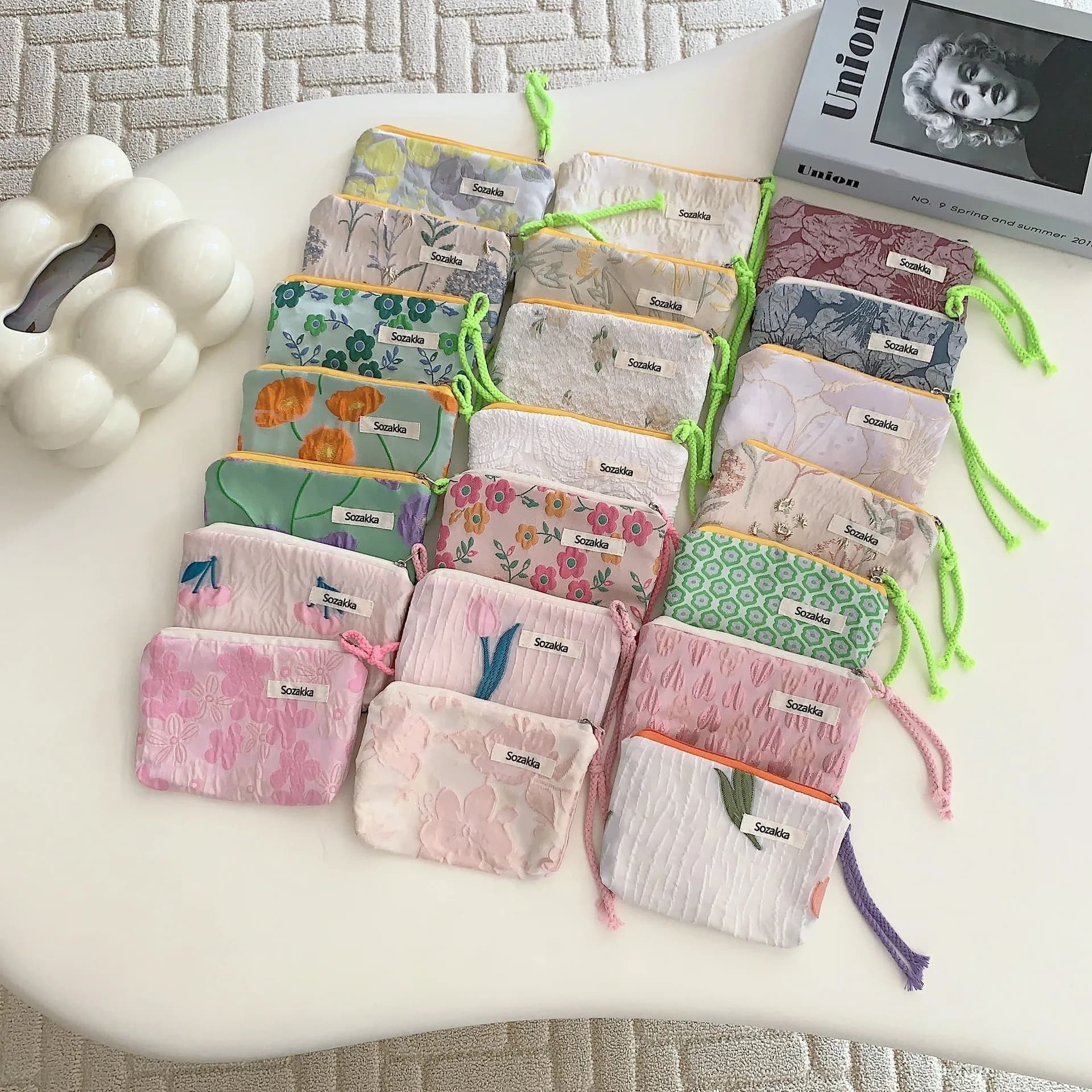 Kawaii Floral Travel Cosmetic Lipstick Coin Purse Storage Bag Women Cute Makeup Handbags portafoglio Organizer Pencil Cases Pouch Bag