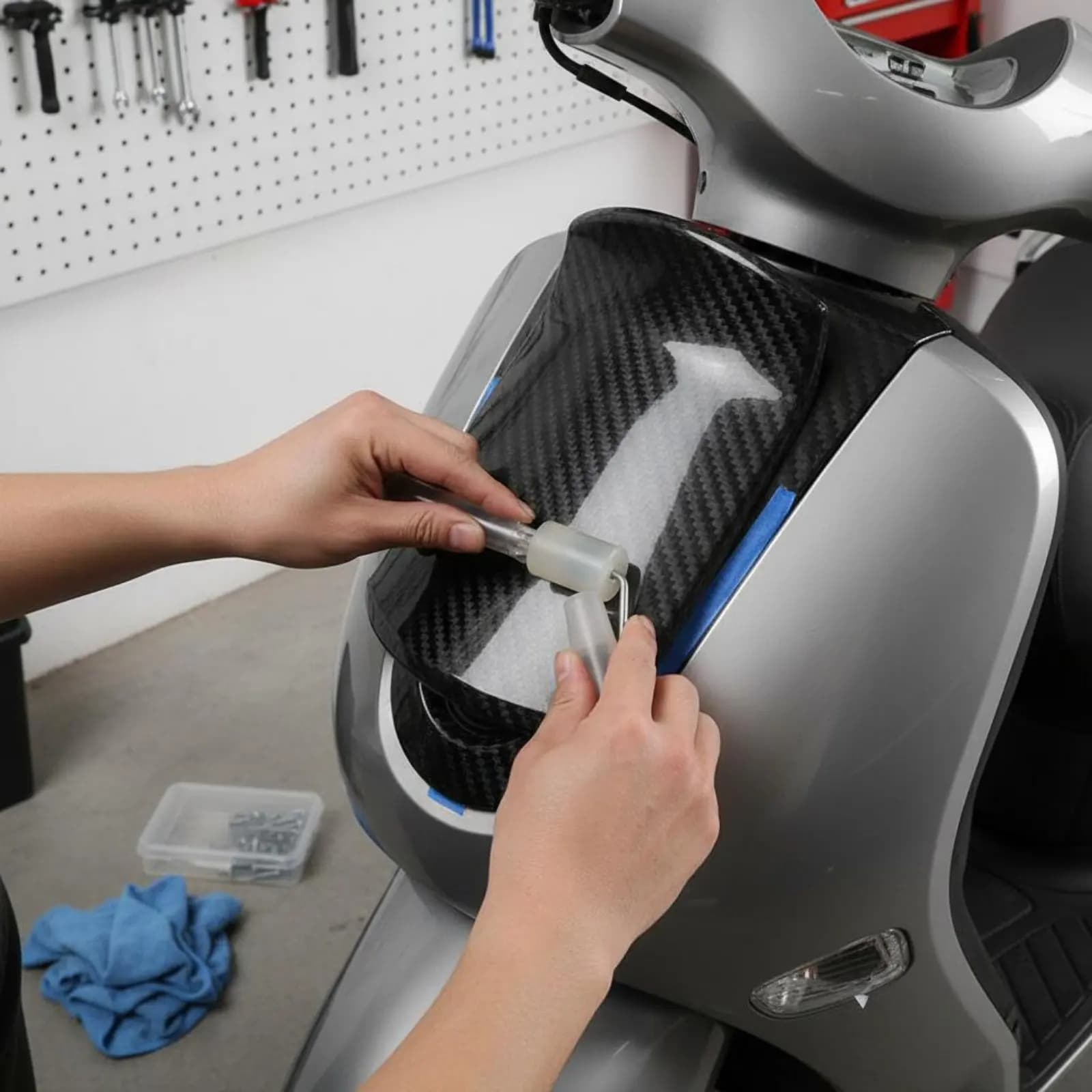 Copertura Serbatoio Carburante in Fibra di Carbonio, Protezione Antigraffio, Rivestimento Tappo Carburante Moto