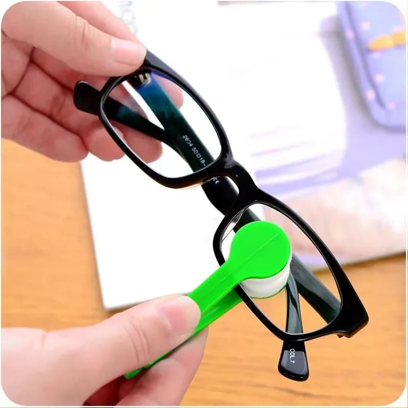 Cleaning of glasses Rub Portable Multifunctional Mini Eyewear Cleaner Brush Sunglasses Glasses Tools for cleaning in microfiber 2035