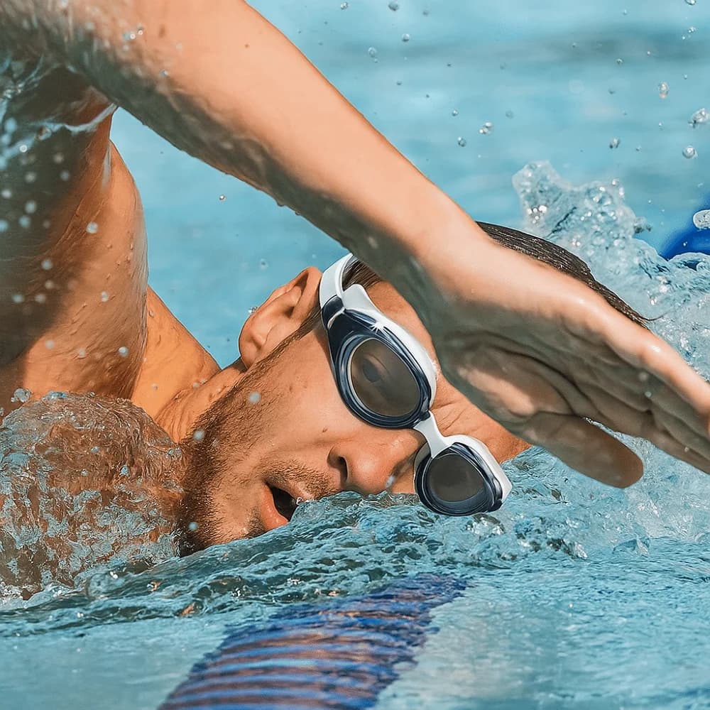 Occhialini da Nuoto in Silicone ad Alta Definizione, Antiappannamento, Protezione UV, Regolabili, Trasparenti