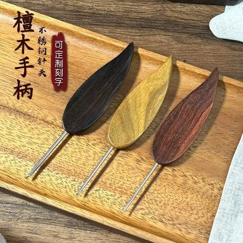 Uncinetto in legno di sandalo con manico corto, ago in acciaio inossidabile fatto a mano, maglione lavorato a maglia, scarpe bambole