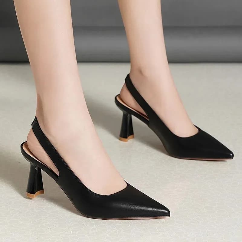 2025 Nuova estate alla moda comode scarpe con tacchi alti eleganti sandali da donna con cinturino posteriore casual resistenti all'usura