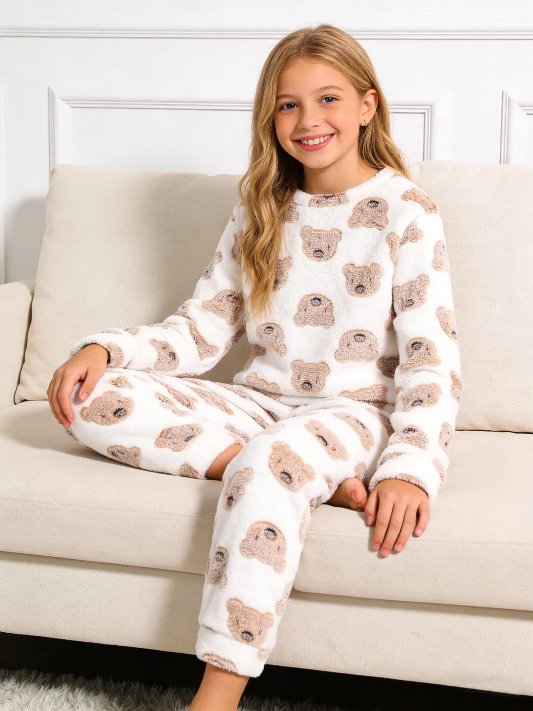 Pigiama a maniche lunghe e pantaloni lunghi per ragazze, caldo peluche a forma di orsacchiotto per bambini, adatto per l'abbigliamento domestico in autunno e inverno