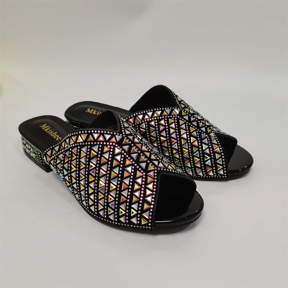 2024 New Style Women's Rhinestone Slippers Mid-Flat Outdoor Sequins Sandals High Quality Pointy Lady Sexy Party Shoes F320-1