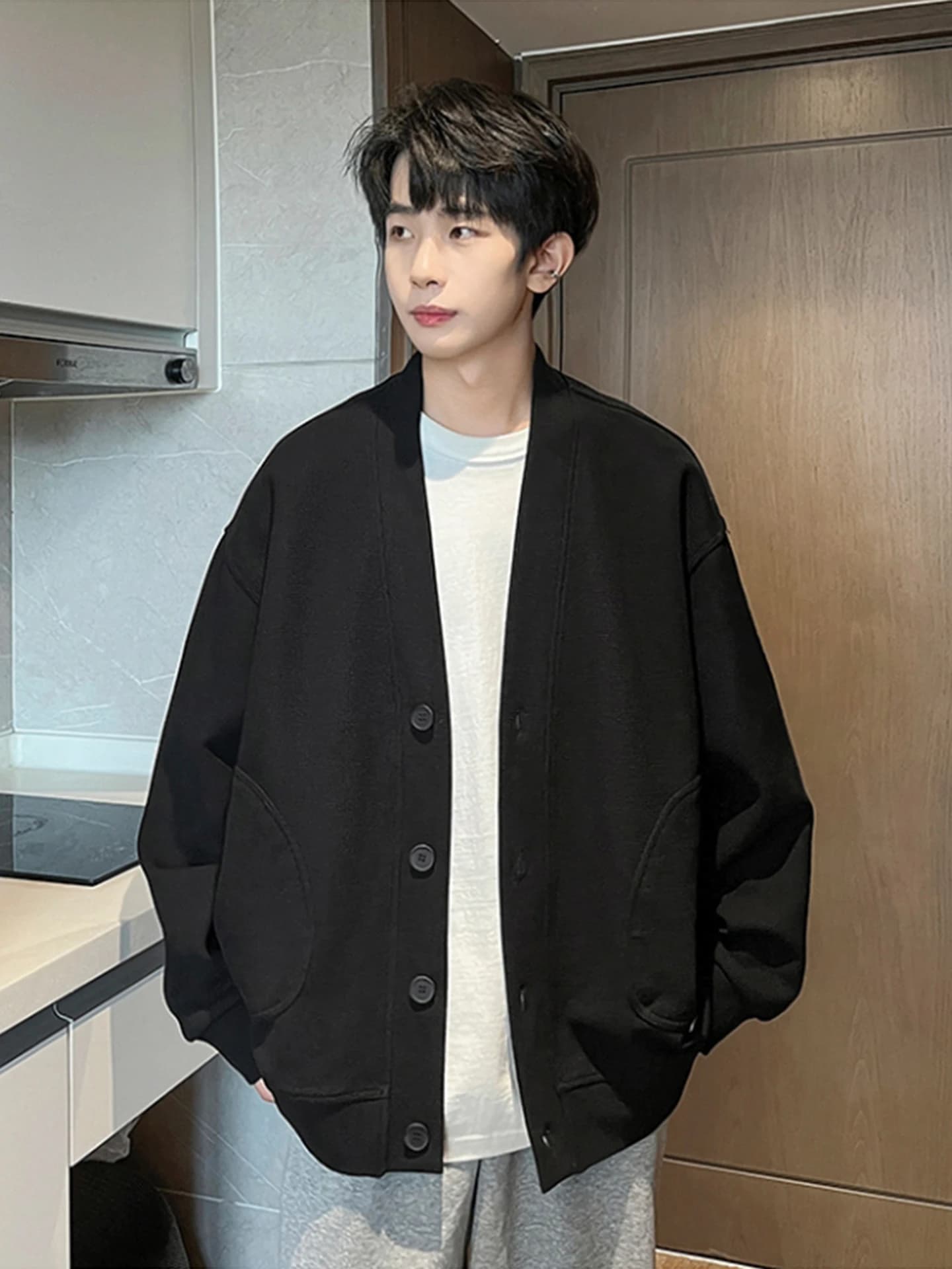 Black V-Neck Knitted Casual Jacket Men's Style Autumn Leisure Wear Cleanfit Polyester Breathable Long Sleeve Button Closure