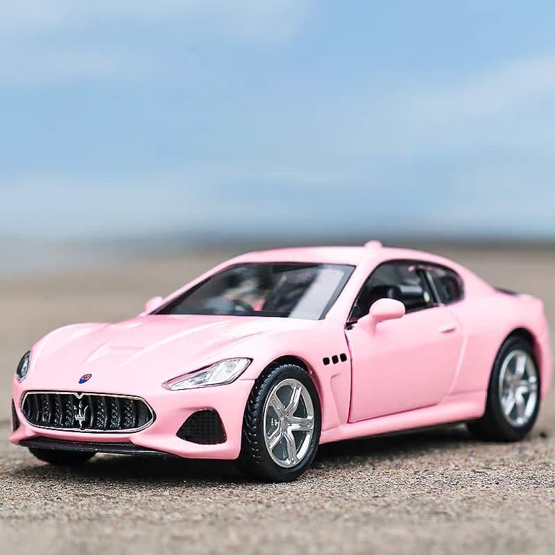 Modellino Maserati GranTurismo MC in Metallo Pressofuso con Funzione Pull-Back e Porte Apribili, Scala 1:36, Regalo per Bambini