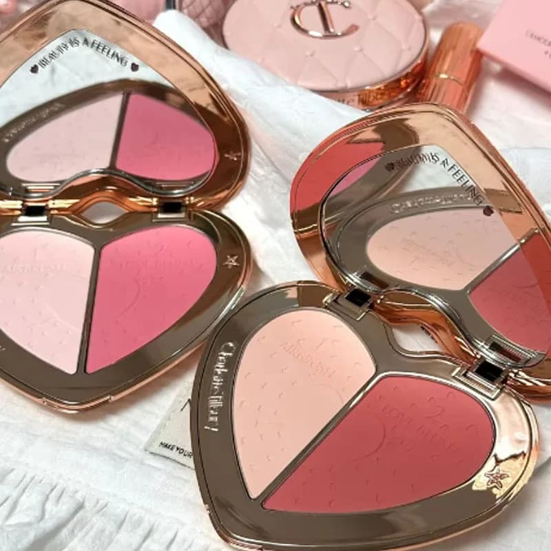 Blush Bicolor CT Heart Luxury, Natural Makeup and Durable, Lighting Powder and Hydrating Cushion for Cosmetics