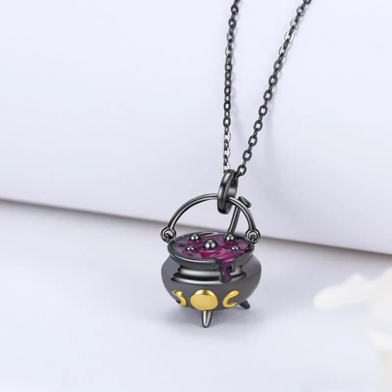 Gothic Dark Witch Magic Medicine Pot Pendant Three-dimensional Triple Moon Crucible Collarbone Chain Halloween Necklace