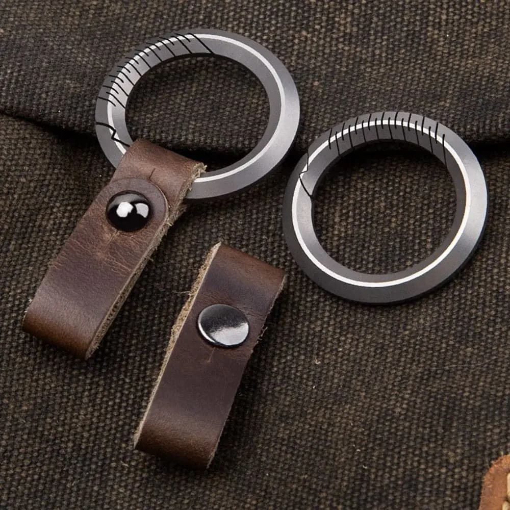 Outdoor Titanium Alloy Real Key Rings Buckle Pendant Male Creativity Gift Man Car Keychain