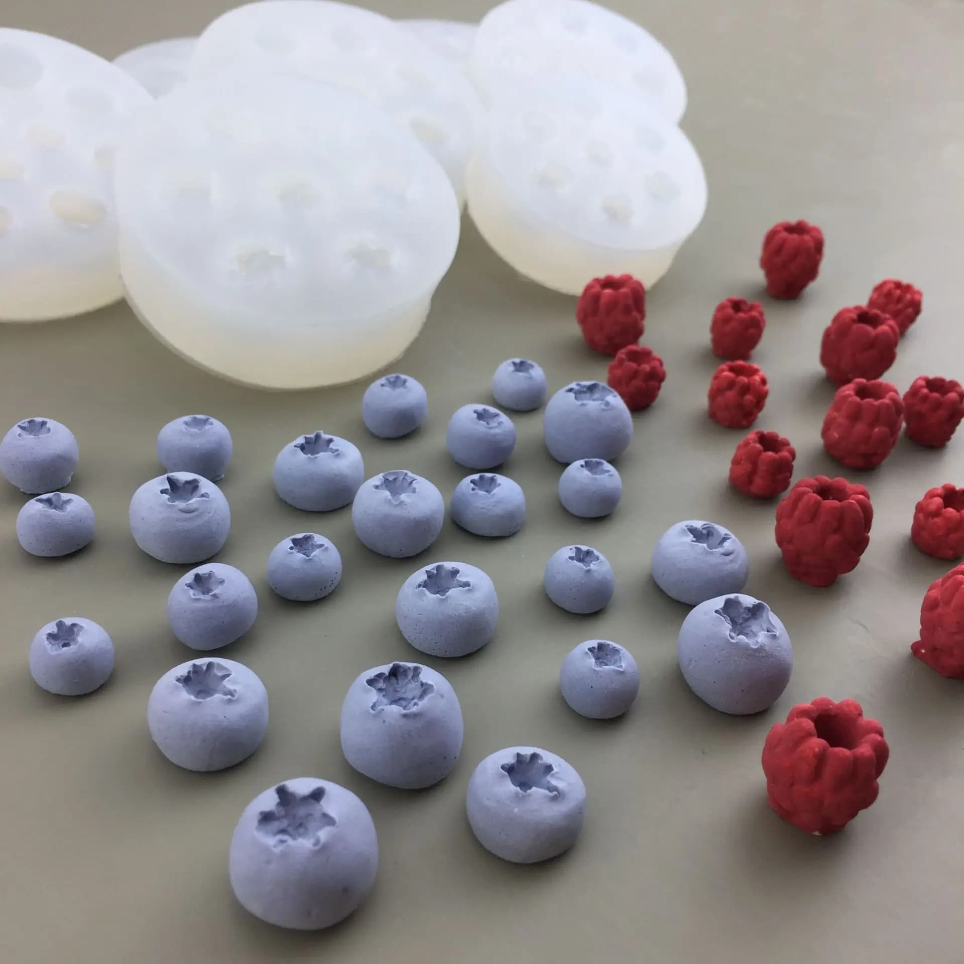 Stampo in Silicone a Forma di Mirtillo e Lampone, Stampo per Candele a Forma di Frutta, Stampo Fai-da-Te per Cioccolato e Biscotti, Accessori per Decorazione Torte