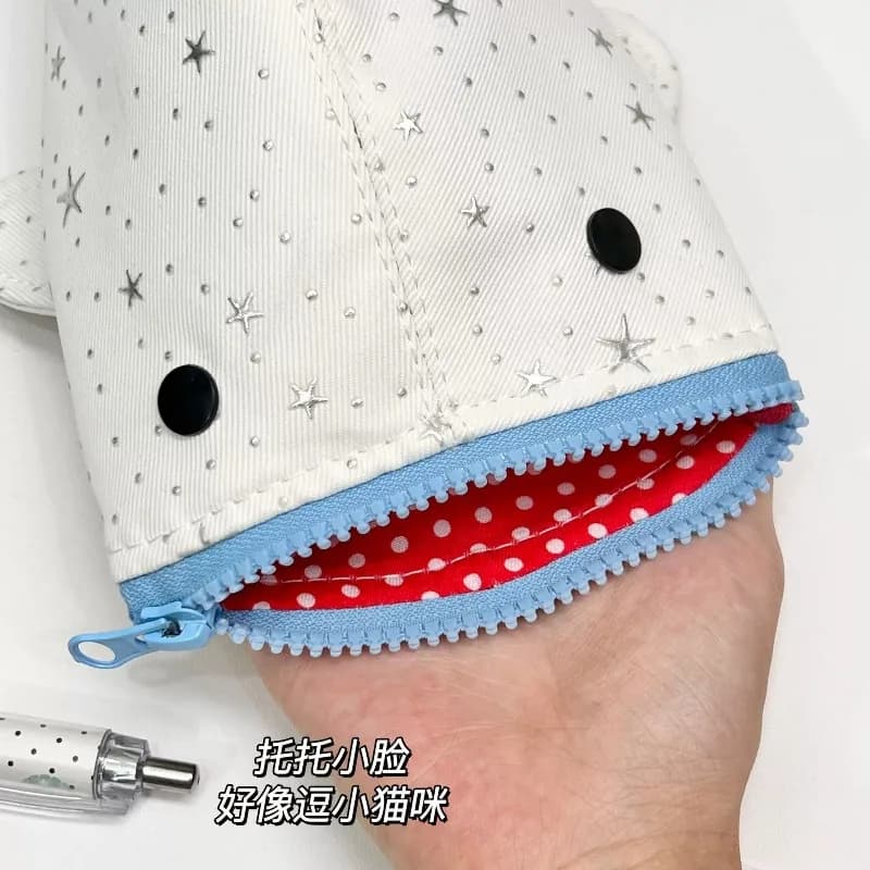 Creative Student Pencil Case, White Star Shark Style Portable Large Capacity Stationery Storage Pouch