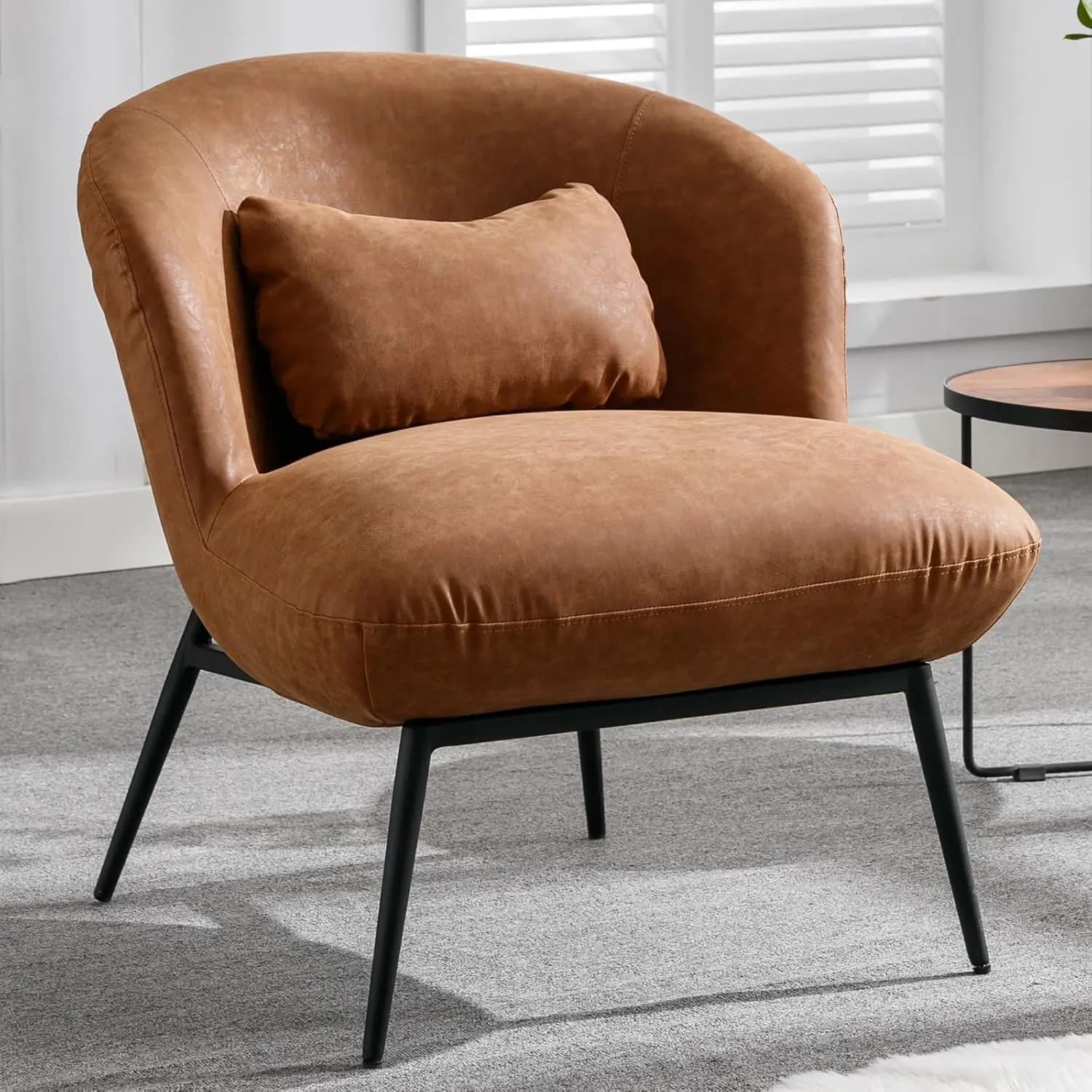 Sedia dall'accento moderno, sedia per il tempo libero imbottita in PU Poltrona per divano singolo Poltrona lounge con cuscino lombare Gambe in metallo Sedia pantofola