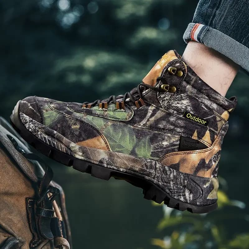 2025 Nuovi stivali da caccia da uomo caldi Escursionismo all'aperto Alpinismo Stivali sportivi Scarpe da trekking Scarpe da alpinismo invernali