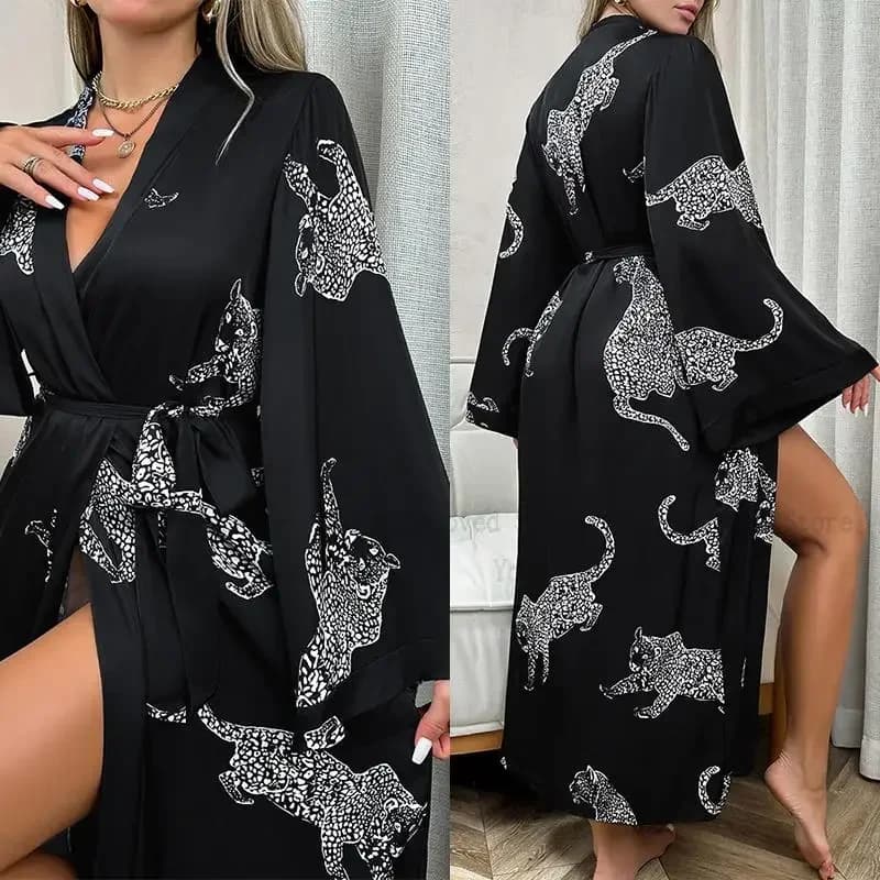 Kimono lungo Abito sexy con stampa leopardata Abito da donna in raso Pigiama femminile Estate Primavera Nuovi indumenti da notte Camicia da notte allentata Lingerie intima