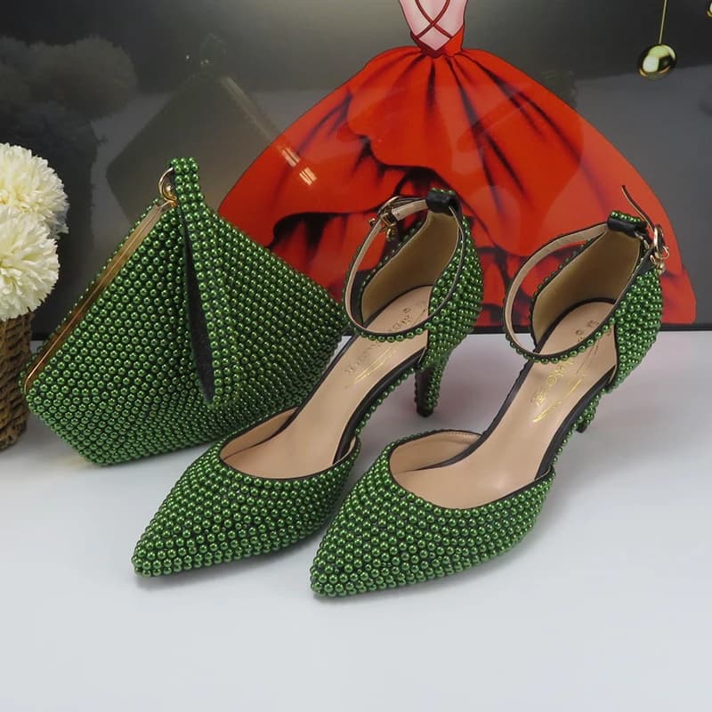 2023 nuovo arrivo verde oliva perla moda Bridals scarpe borsa sandali estivi donna partito tacco alto sandali a punta femminile