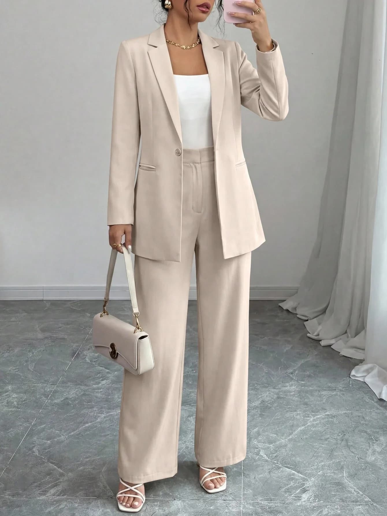 Completo Due Pezzi Beige da Donna, Giacca Blazer e Pantaloni a Gamba Larga per Business Casual