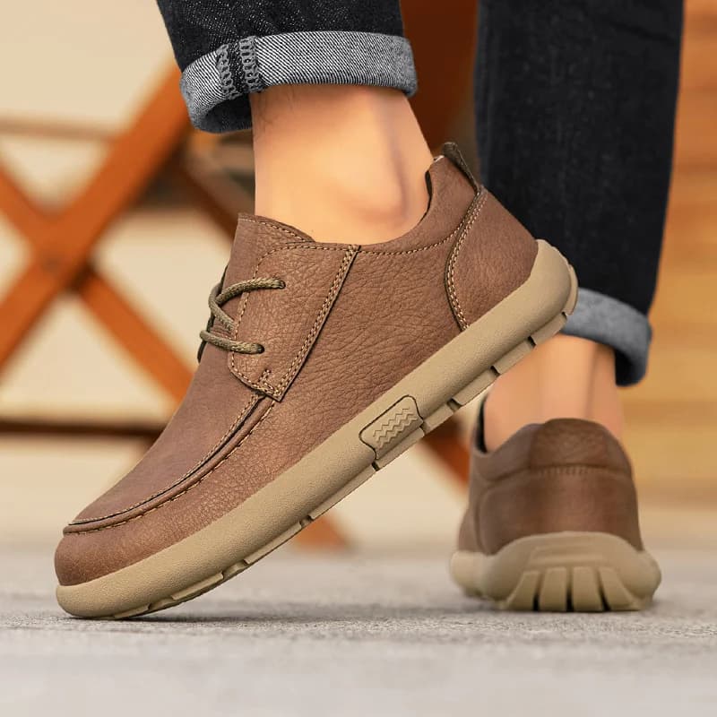 2026 nuove scarpe in pelle stringate calzature casual piatte da uomo scarpe Oxford di marca mocassini da uomo scarpe da lavoro da uomo morbide e confortevoli