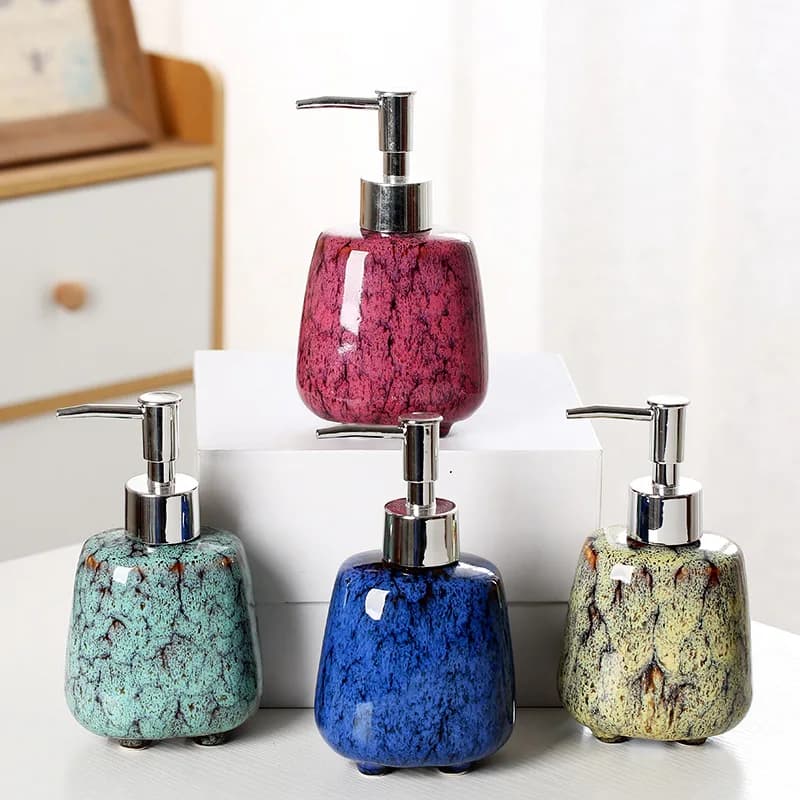 Dispenser di sapone da 300 ml Bottiglia di liquido per lavaggio a mano Forno in ceramica Cambio shampoo gel doccia Bottiglia di lozione con testa di pompa in acciaio inossidabile