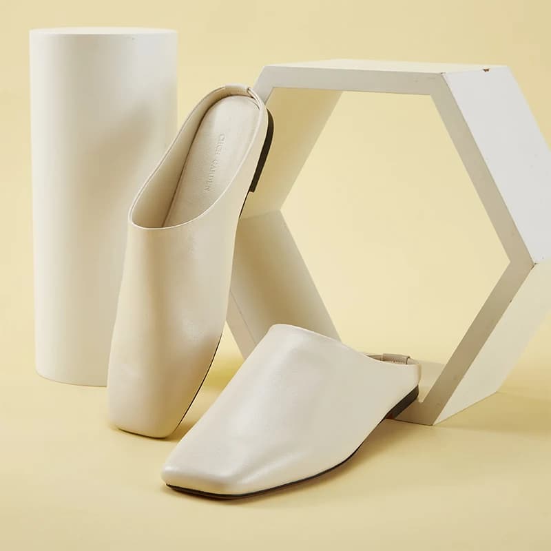 Scarpe casual da donna versatili in tinta unita Materiale in pelle Design semplice Pantofole da donna alla moda di pregevole fattura