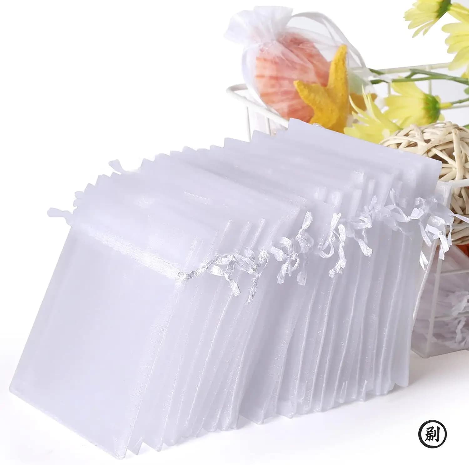 Decorations for bags in white organza 50 pieces 7* 9 cm or 9 * 12 cm