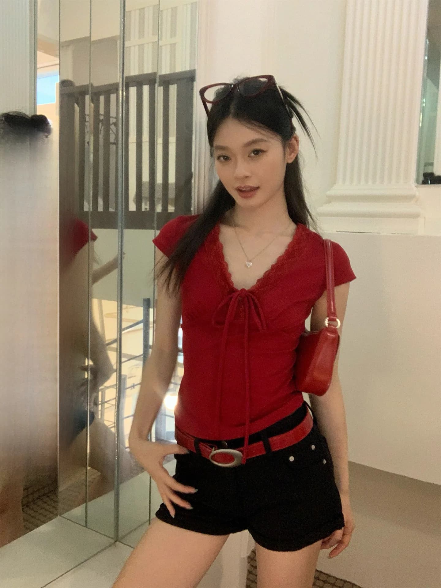 Song Zhengen Red Lace Trim V-neck Short Sleeve Slim Fit T-shirt Women's Summer New Korean Style Beautiful Small Top