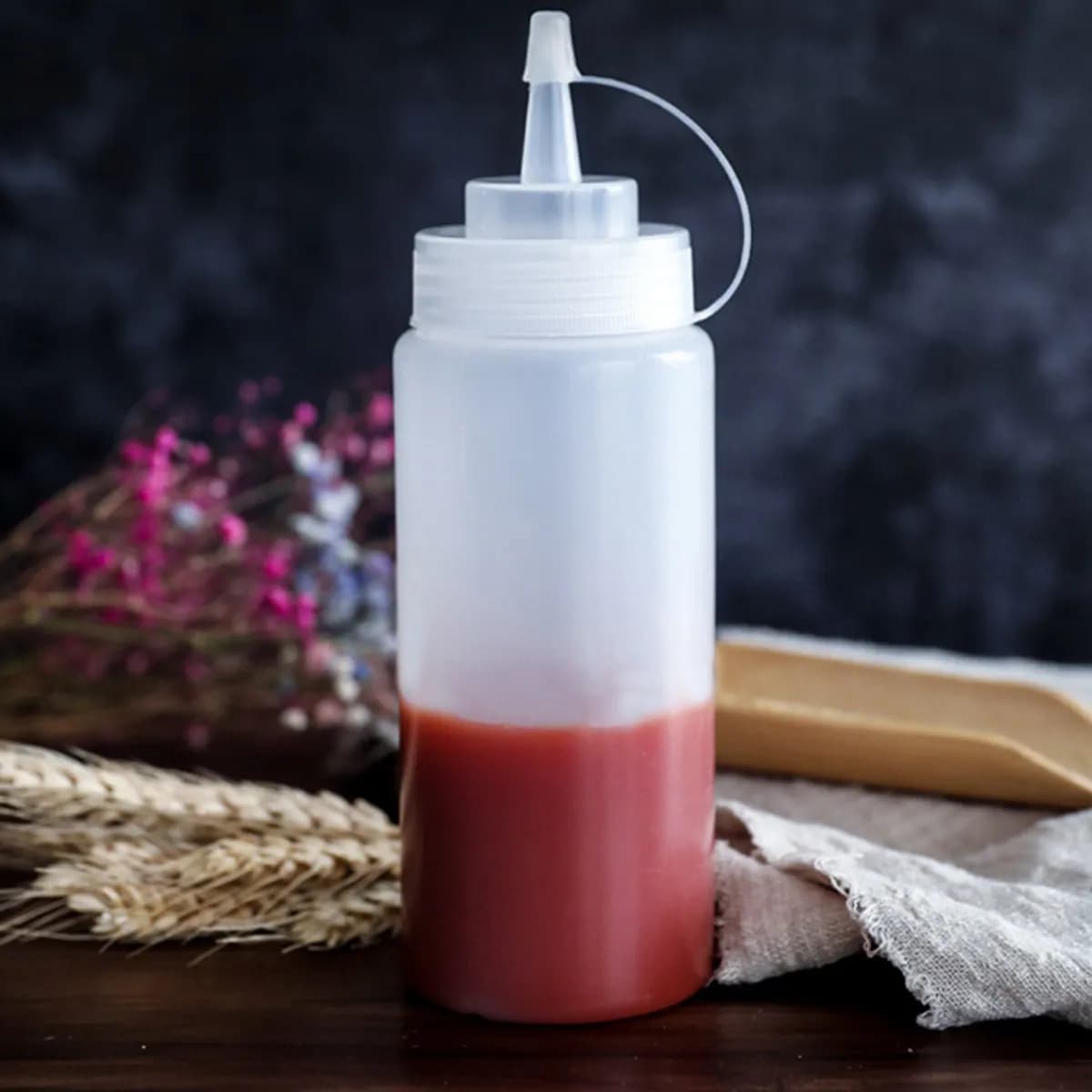 Set di 4 Bottiglie Spremibili per Condimenti, Bottiglie per Insalate, Salse e Spezie, Design Salvaspazio e Facile da Impugnare, Lavabili in Lavastoviglie, per Cucina