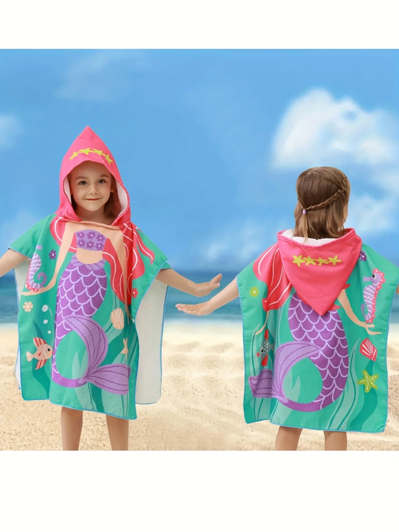 Single bathrobe for adults/children with animal designs of cartoons, with hood, suitable for beach and indoor parties.