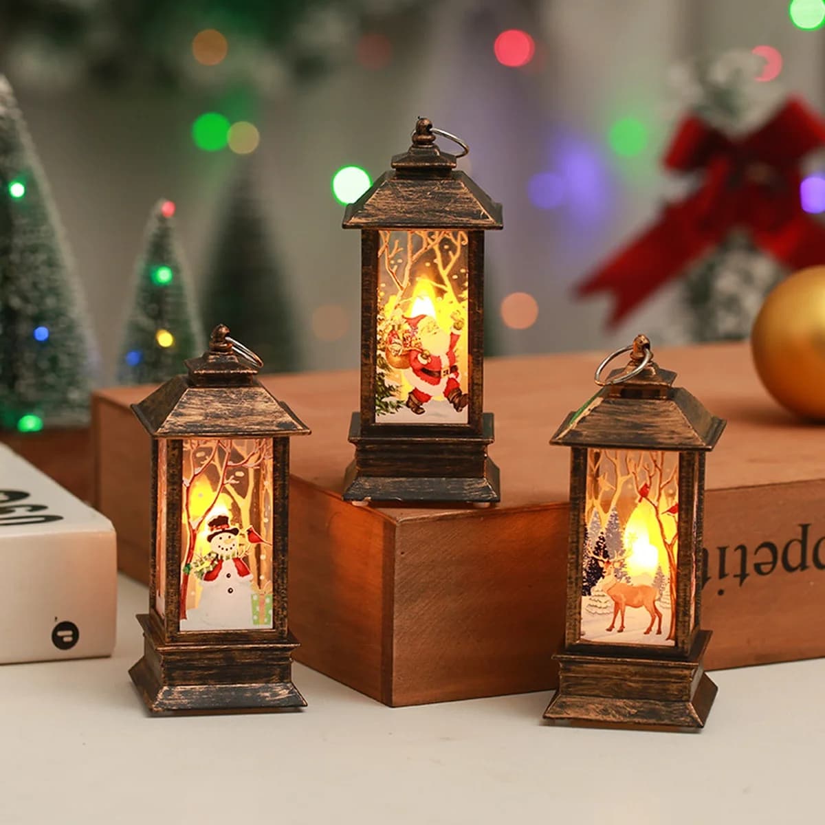 1pc random Festive Christmas Decorative LED Tea Lights Set - Retro Candle-Like Ambiance, Santa, Elk, Snowman Patterns, Fireless