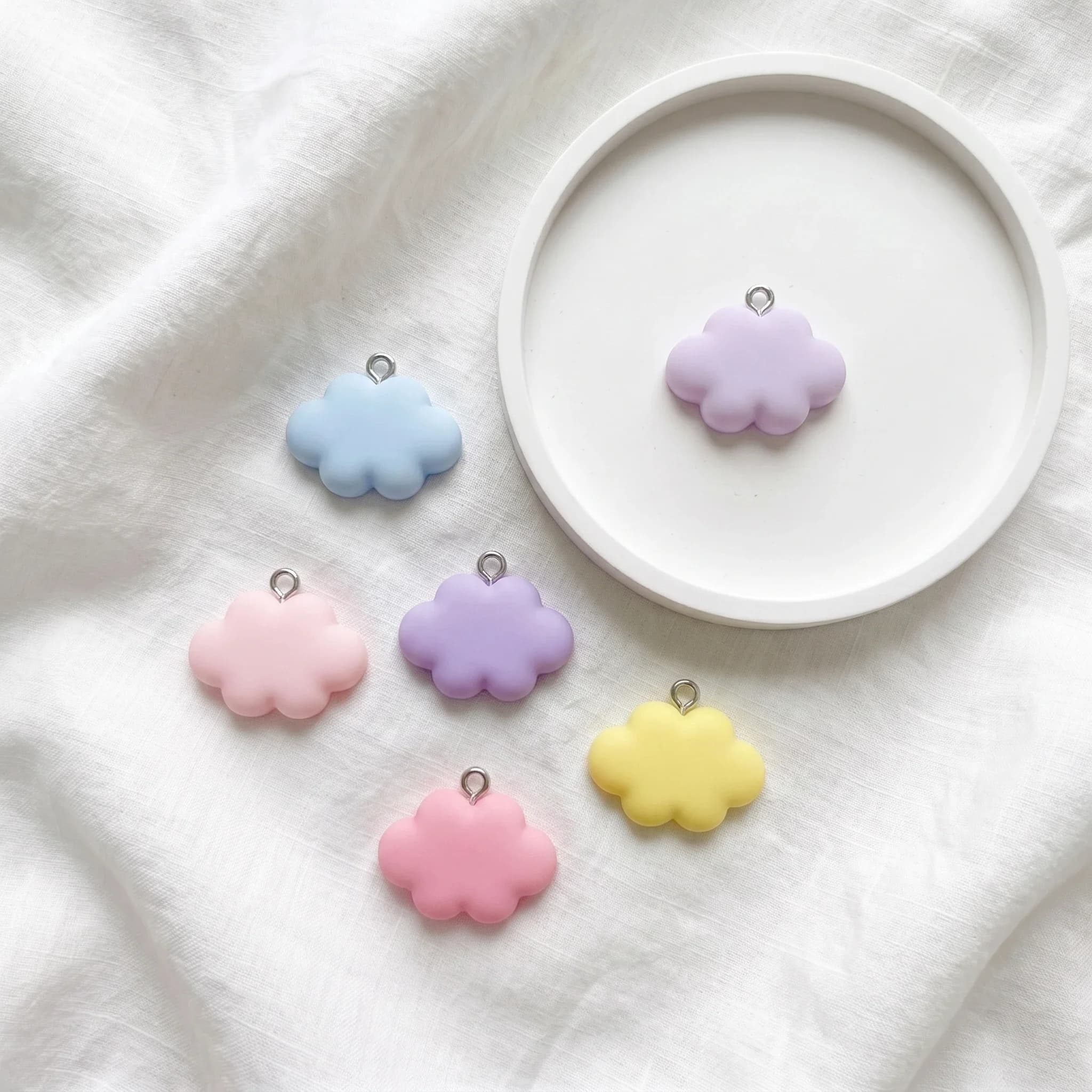 10pcs Kawaii Cloud Resin Charms Cute Kids Pendant Charms for Necklace Earrings Bracelets Jewelry Making Diy Accessories Supplies