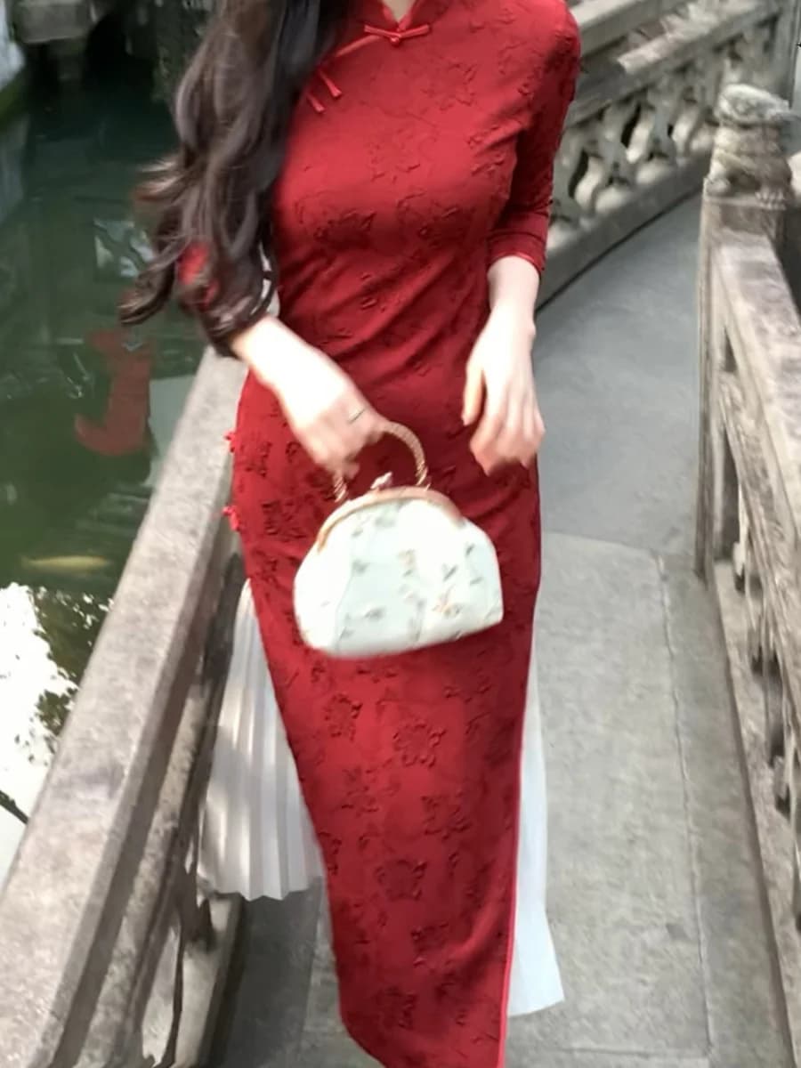 Elegant Vintage Dark Pattern Wine Red Long Qipao Dress Slim Fit Year End Party Wedding Celebration Chinese Style Women's Dress