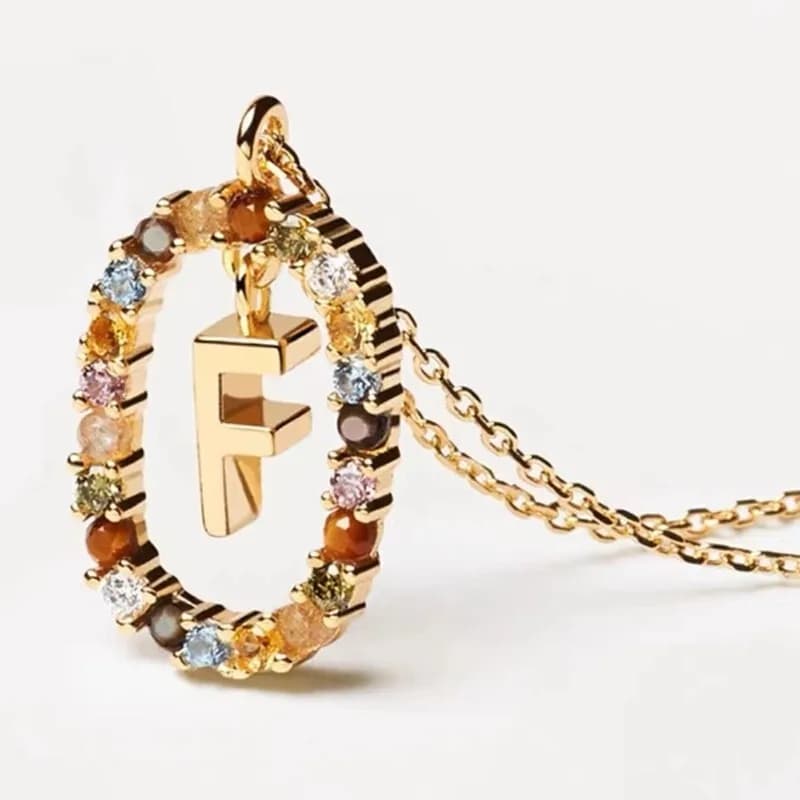 Collana da donna con ciondolo con lettera AZ creativa Dolce versatile catena regolabile Chiusura a moschettone Gioielli colorati Regalo popolare 2026