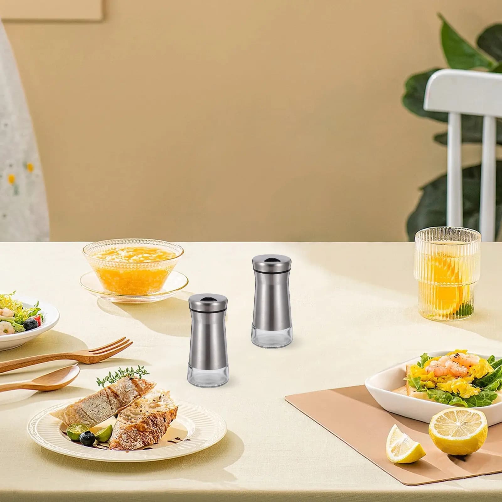 Set di 2 Contenitori Portatili per Sale e Pepe, Bottiglie per Condimenti da Cucina, Barattoli per Spezie a Prova di Perdite, Dispenser per Casa