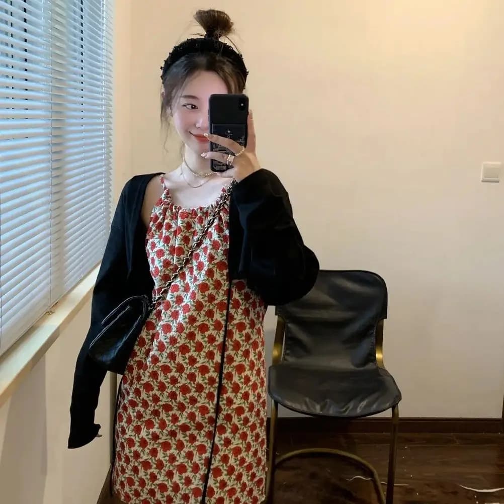 Completo Abito Due Pezzi Floreale Dolce da Donna Estate 2023 in Poliestere, Outfit Mozzafiato che Valorizza la Figura