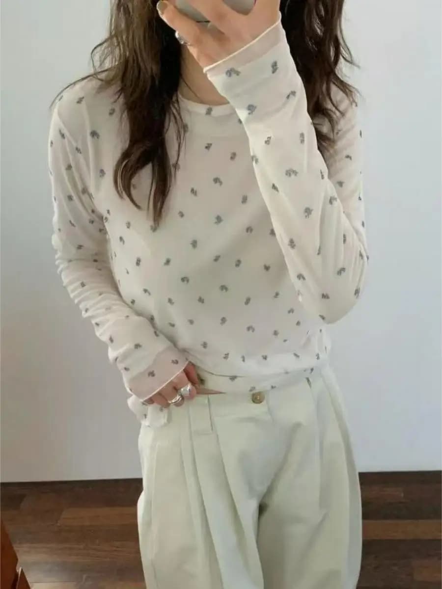 Maglietta a Maniche Lunghe in Pizzo Floreale Delicato da Donna, Sottile e Trasparente, Stile Delicato, Top da Indossare Sotto, Collo Rotondo, Collezione Primavera