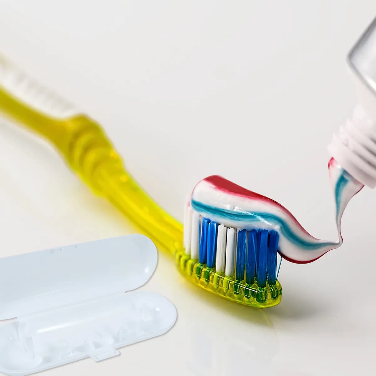 Portable Compact Travel Brush Case for 2 Electric Toothbrush heads, Ideal for External Use