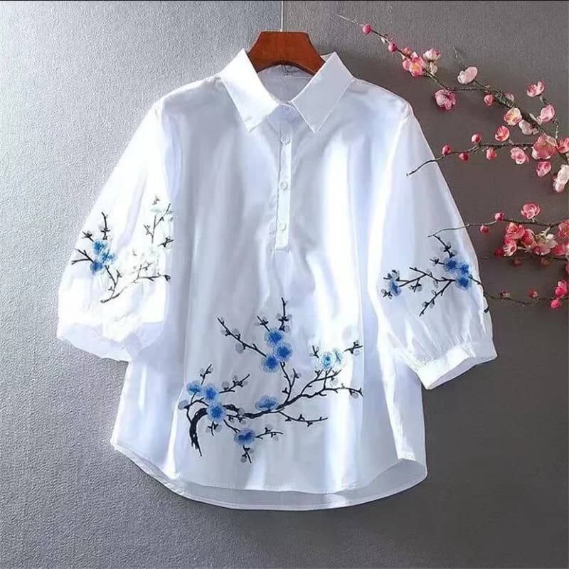 Women's Embroidered White Shirt Top in Pure Cotton for Women Summer Pullover loose women's shirt sleeves literary lantern Casual