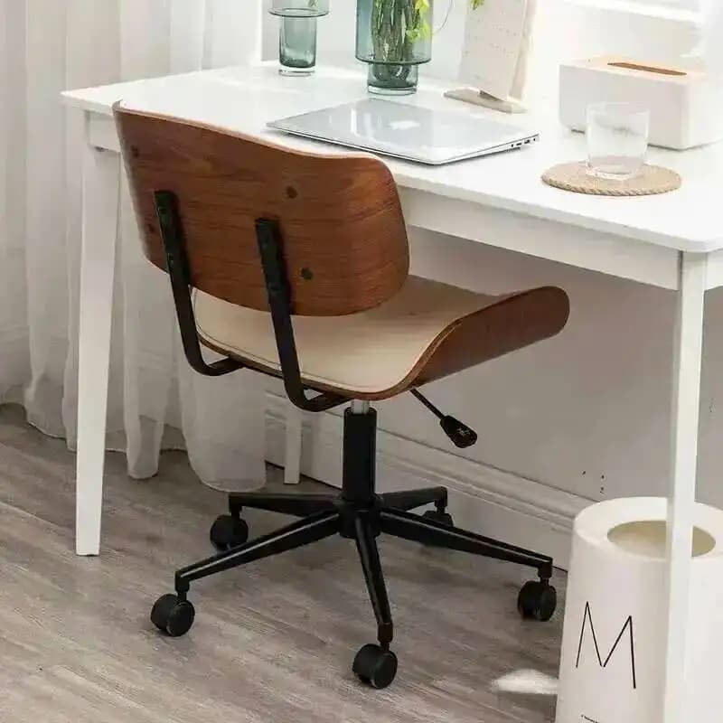 Sedia da ufficio per mobili da gioco di lusso nordici Sedie per computer in legno massello Sedia girevole semplice a seduta lunga Sedie da ufficio di sollevamento