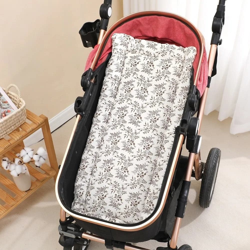 Comodo cuscino per passeggino in cartone animato Coniglio Arcobaleno Trolley Materasso in morbido cotone Cuscino per seggiolino per bambini