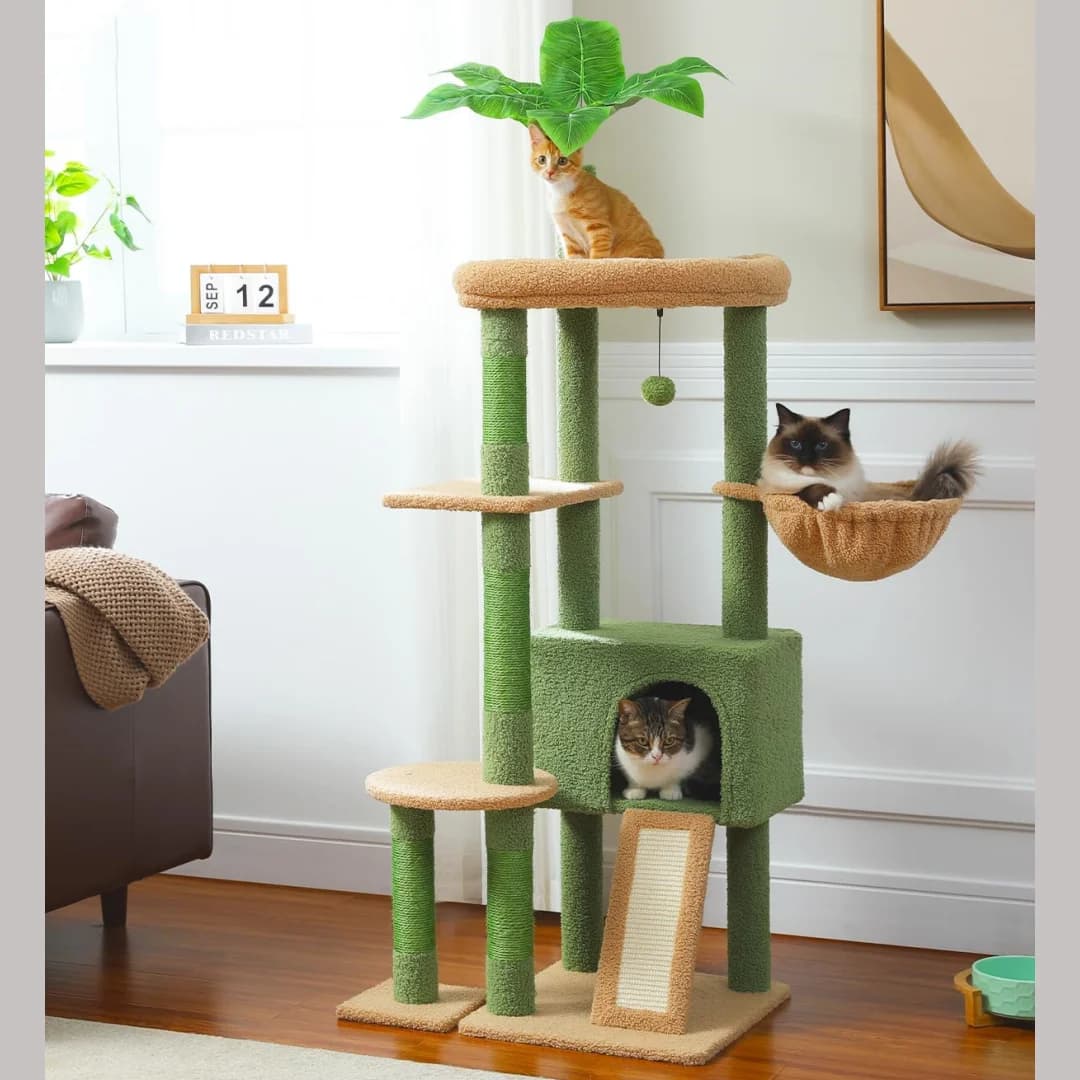 Albero per gatti da 53 pollici/135 cm per gatti da interno Grande Condo Sisal Tiragraffi Amaca e pesce persico Design di cactus fresco Robusto multi-livello