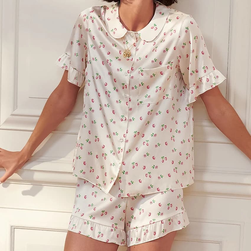 HiLoc Printed Sweet Loose Woven Inelastic Ladies' Pajamas Two-Piece Short Sleeve Lapel Single-Breasted Top Elastic Waist Shorts