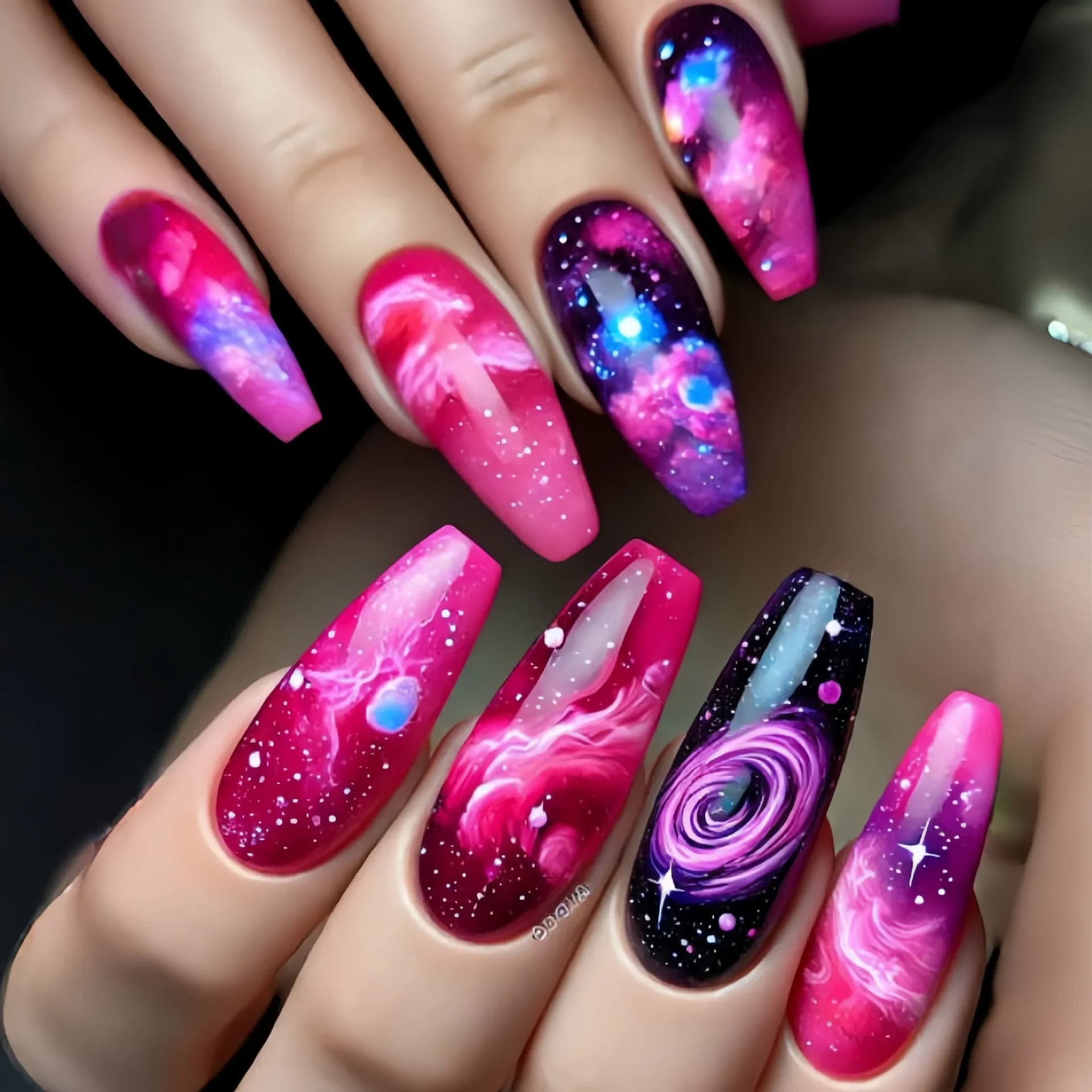 24 pezzi/set Unghie finte di media lunghezza per donna, design colorato sfumato con glitter e stelle, per primavera estate, unghie finte press-on -YY