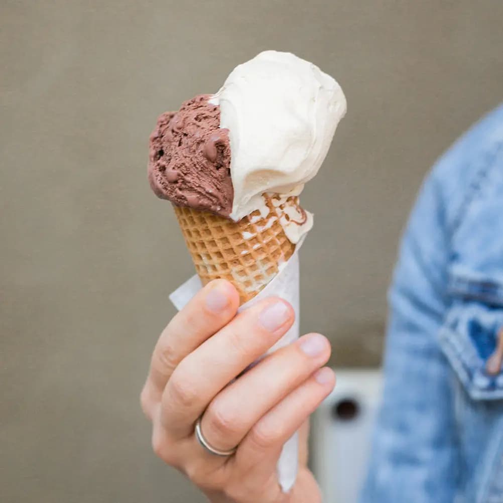 Set di 3 Stampi per Coni Gelato, Robusti Stampi per Coni Waffle, Strumento per Creare Coni Fai-da-Te per Uso Domestico, Impugnatura Comoda, Superficie Antiaderente