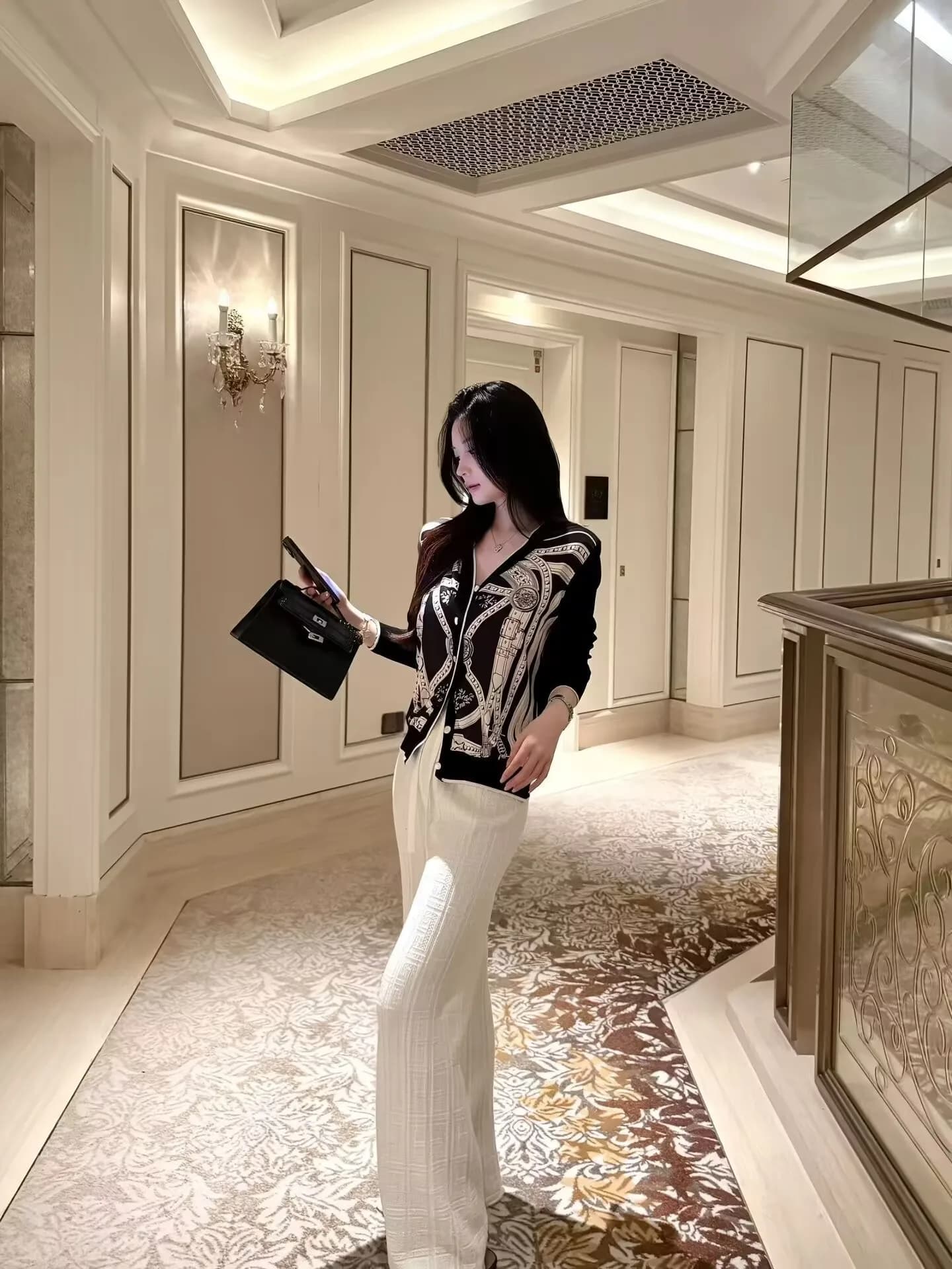 Black White Knitted Long Sleeve Top with Belt V-Neck Print Old Money Style Women's Fashion High Waist Soft Cotton Cardigan