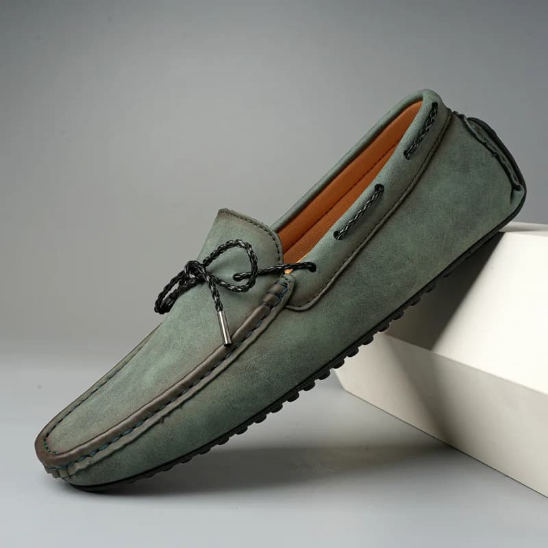2023 scarpe Casual da uomo in vera pelle mocassini da uomo di marca di lusso mocassini traspiranti Slip on scarpe da guida nere Plus Size 38-49