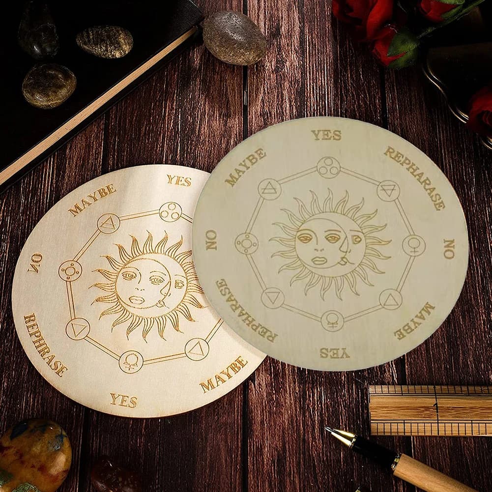 Tavole per meditazione curativa metafisica con pendolo per divinazione intagliato in legno