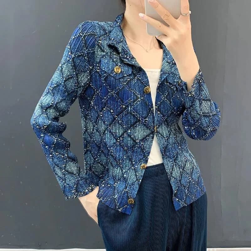 Camicia da Donna in Denim con Stampa Imitazione Plissettata, Nuova Collezione Autunno 2025, Colletto Rovesciato, Manica Lunga, Chiusura Monopetto 2J8XS