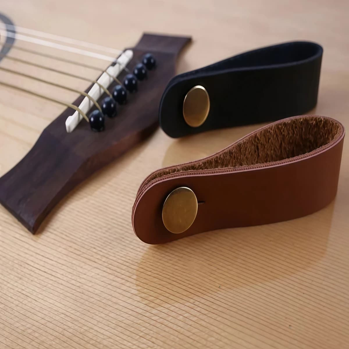 Mini Tracolla per Chitarra, Cinghia in Pelle con Bottone di Sicurezza per Ukulele, Chitarra Folk, Acustica ed Elettrica, Accessori per Chitarra