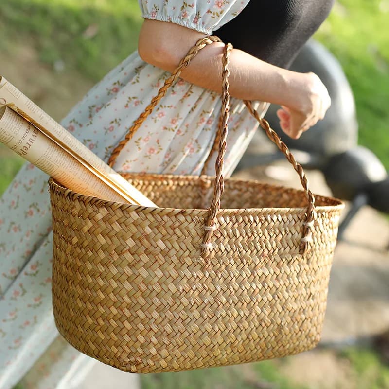 Grande borsa tote intrecciata a mano in erba naturale Cestino creativo per la spesa per la casa Cestino per animali da picnic in campagna fatto a mano